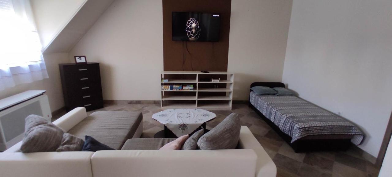 Timar Apartman Eger Exteriér fotografie